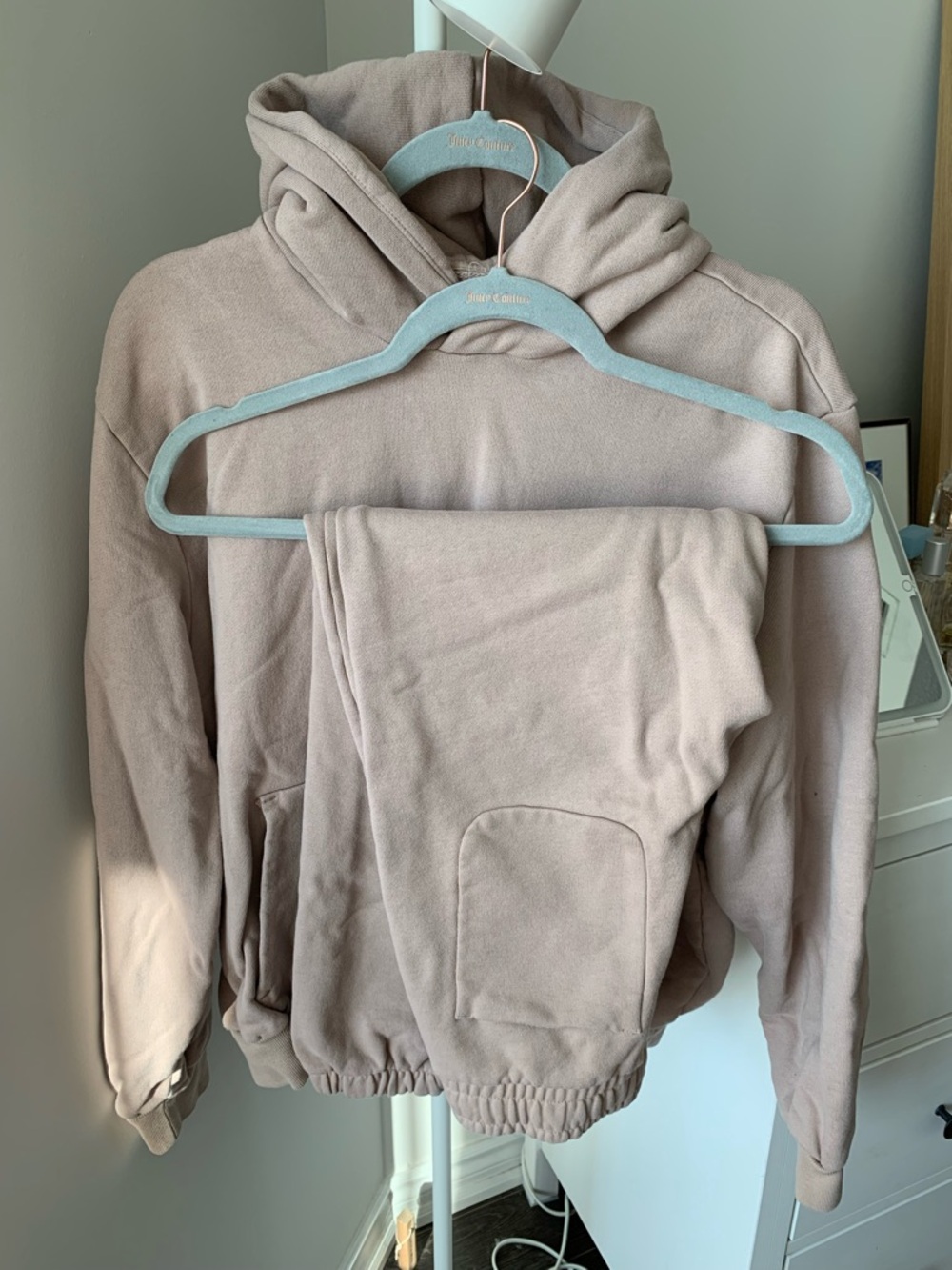 Everlane Hoodie and Sweatpants / Sweatsuit - 100% Cotton